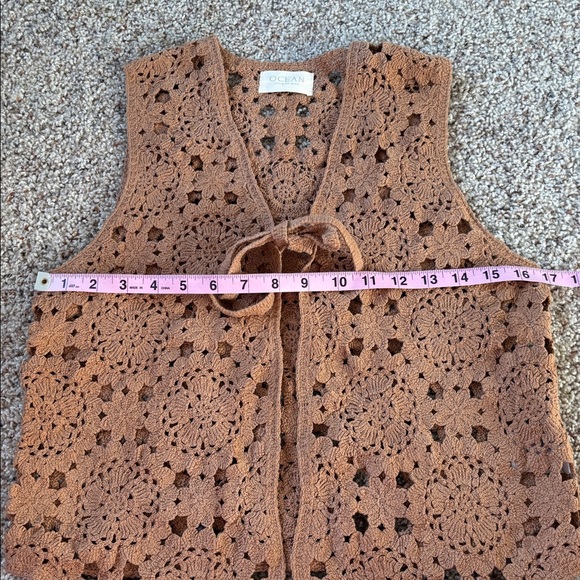 Ocean State of Mind Crochet Vest Camel Size S/M - Picture 4 of 7